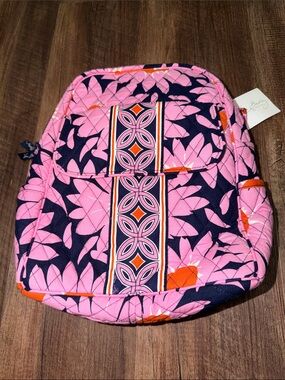 Vera Bradley Backpack in “Loves Me” Retired Print NWT